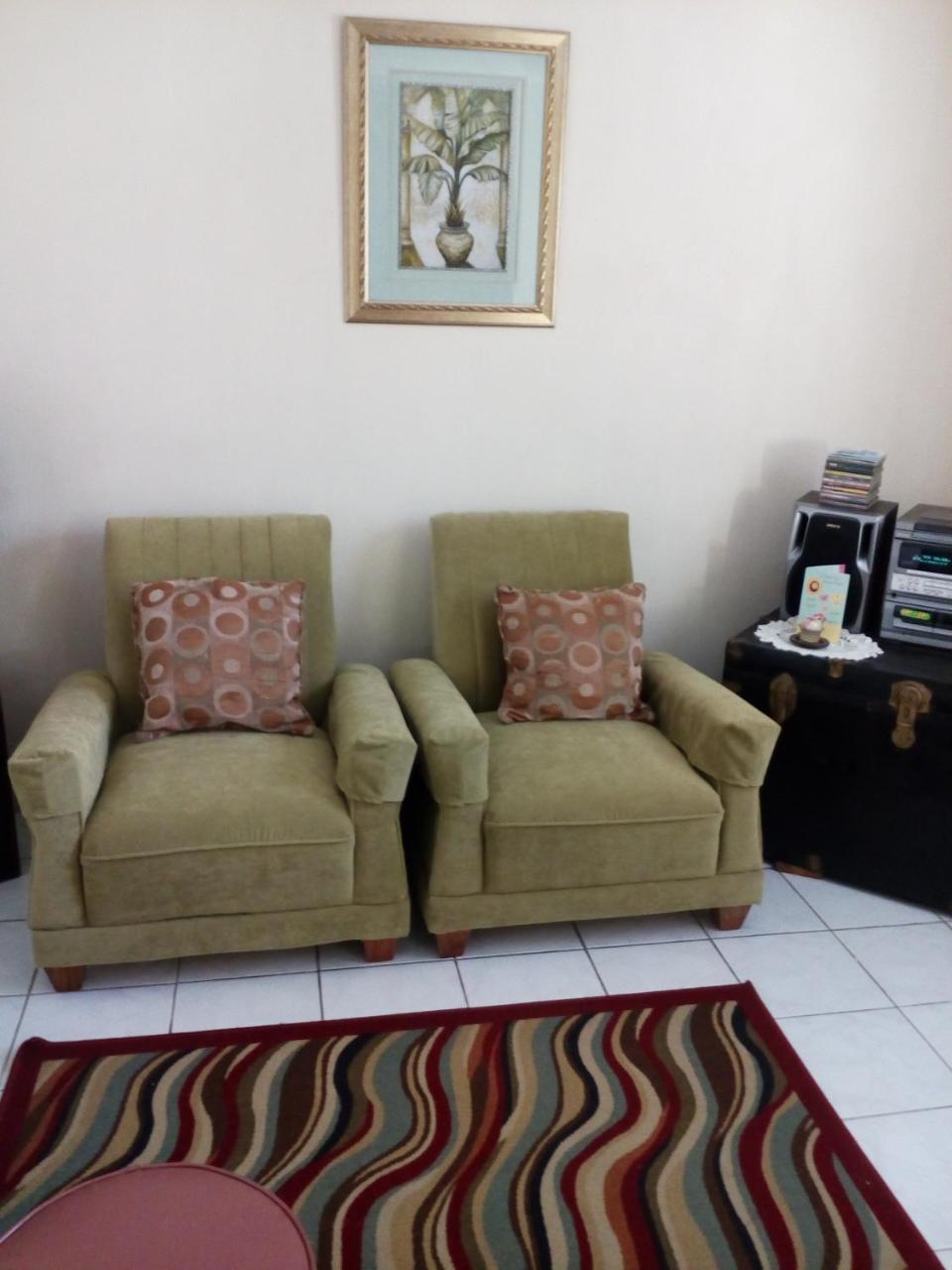 Cozy & Comfy Apartment Portmore Exterior foto